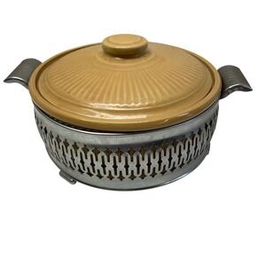 VTG Crock Lidded Beige Casserole Dish with Metal Trivet Serving Ware USA